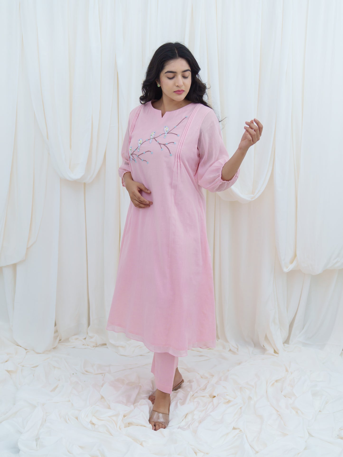 Bird Song Kurta Set In Pink