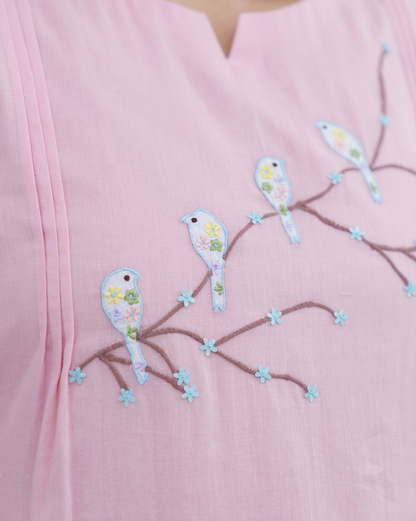 Bird Song Kurta Set In Pink