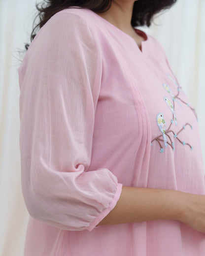 Bird Song Kurta Set In Pink