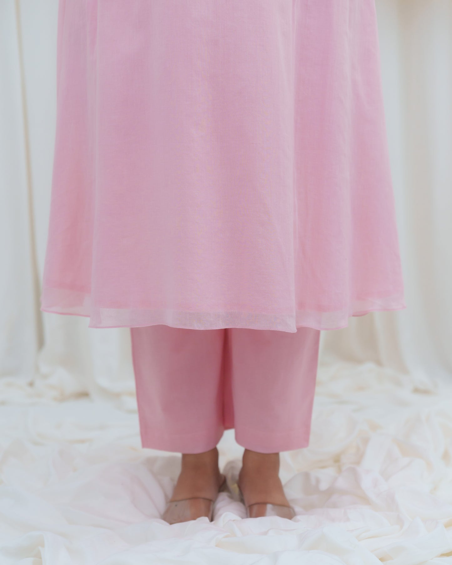 Bird Song Kurta Set In Pink